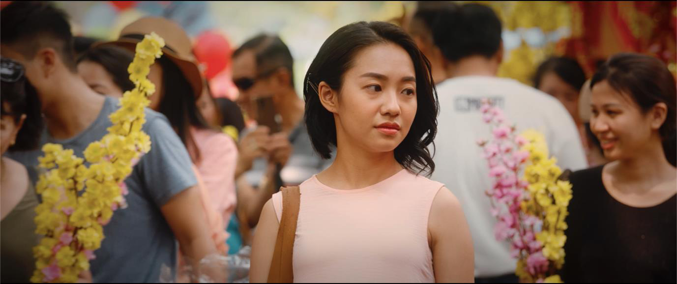 Không chỉ “mắt biếc”, Victor Vũ lại lấy nước mắt người trẻ với phim ngắn Tết - Ảnh 3. Không chỉ “mắt biếc”, Victor Vũ lại lấy nước mắt người trẻ với phim ngắn Tết - Ảnh 3.