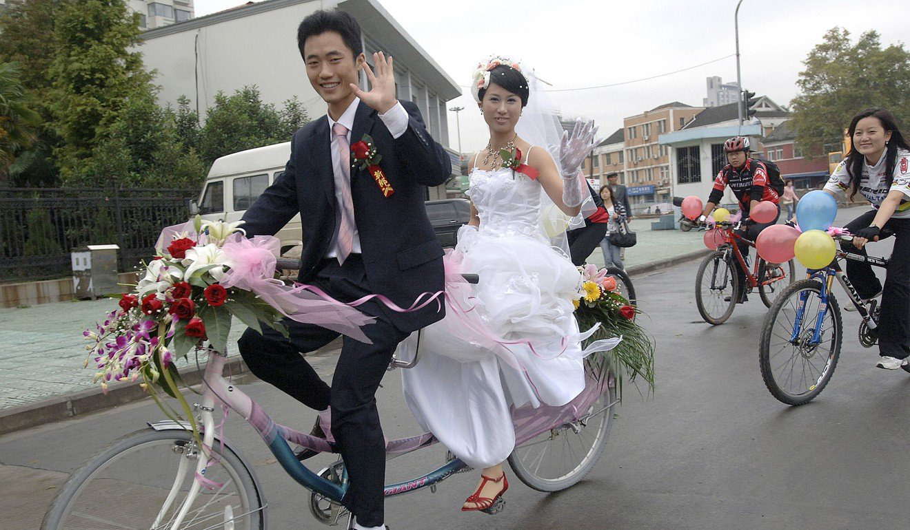 Làm 9 năm mới đủ tiền cưới vợ, người Hàn Quốc ngại kết hôn - Ảnh 1.