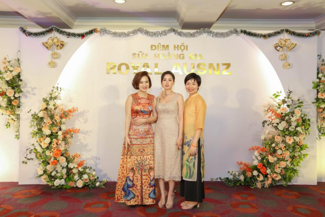 D&agrave;n &ldquo;si&ecirc;u mẫu bỉm sữa&rdquo; h&agrave;ng đầu Việt Nam hội tụ tại đ&ecirc;m hội Sữa Ho&agrave;ng Gia Royal Ausnz - Ảnh 7.