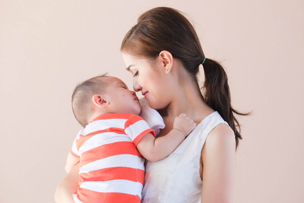 Bé 5 tháng tuổi trải qua 3 cơn đau tim, 2 lần đột quỵ trước khi tử vong do bố vô ý rung lắc trẻ - Ảnh 5. Bé gái 9 tháng tuổi trải qua 3 cơn đau tim, 2 lần đột quỵ trước khi tử vong do bố mẹ vô ý làm một việc - Ảnh 4.