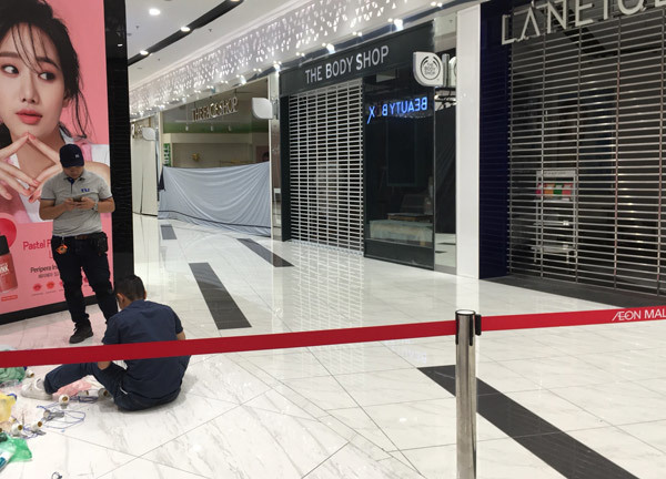 Thất vọng Aeon Mall Hà Đông, khai trương rồi hàng đóng cửa im lìm - Ảnh 3.