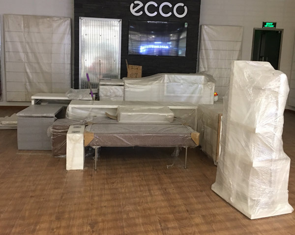 Thất vọng Aeon Mall Hà Đông, khai trương rồi hàng đóng cửa im lìm - Ảnh 14. Thất vọng Aeon Mall Hà Đông, khai trương rồi hàng đóng cửa im lìm - Ảnh 14.