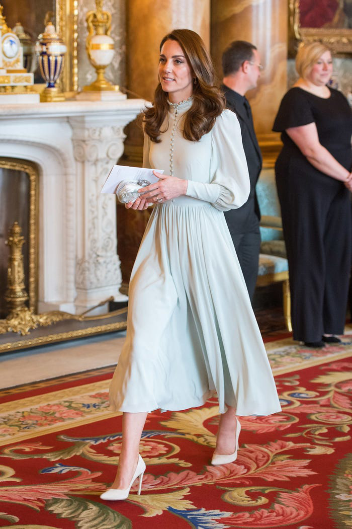 Những bộ trang phục thường xuyên được Công nương Kate Middleton tái sử  dụng