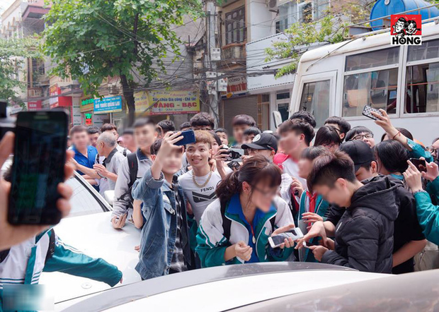 Nhìn lại năm 2019 của các giang hồ mạng: Khá Bảnh đi tù, Huấn Hoa Hồng đi cai nghiện và hàng loạt “thánh” nói đạo lý sa lưới công an - Ảnh 4. Nhìn lại năm 2019 của các giang hồ mạng: Khá Bảnh đi tù, Huấn Hoa Hồng đi cai nghiện và hàng loạt “thánh” nói đạo lý sa lưới công an - Ảnh 4.