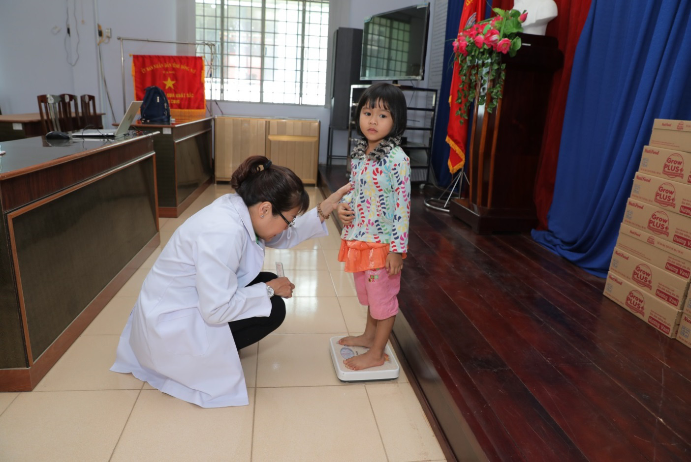 Nhiều trẻ cải thiện tình trạng suy dinh dưỡng, thấp còi sau 7 tháng được Nutifood chăm sóc - Ảnh 4. Nhiều trẻ cải thiện tình trạng suy dinh dưỡng, thấp còi sau 7 tháng được Nutifood chăm sóc - Ảnh 4.