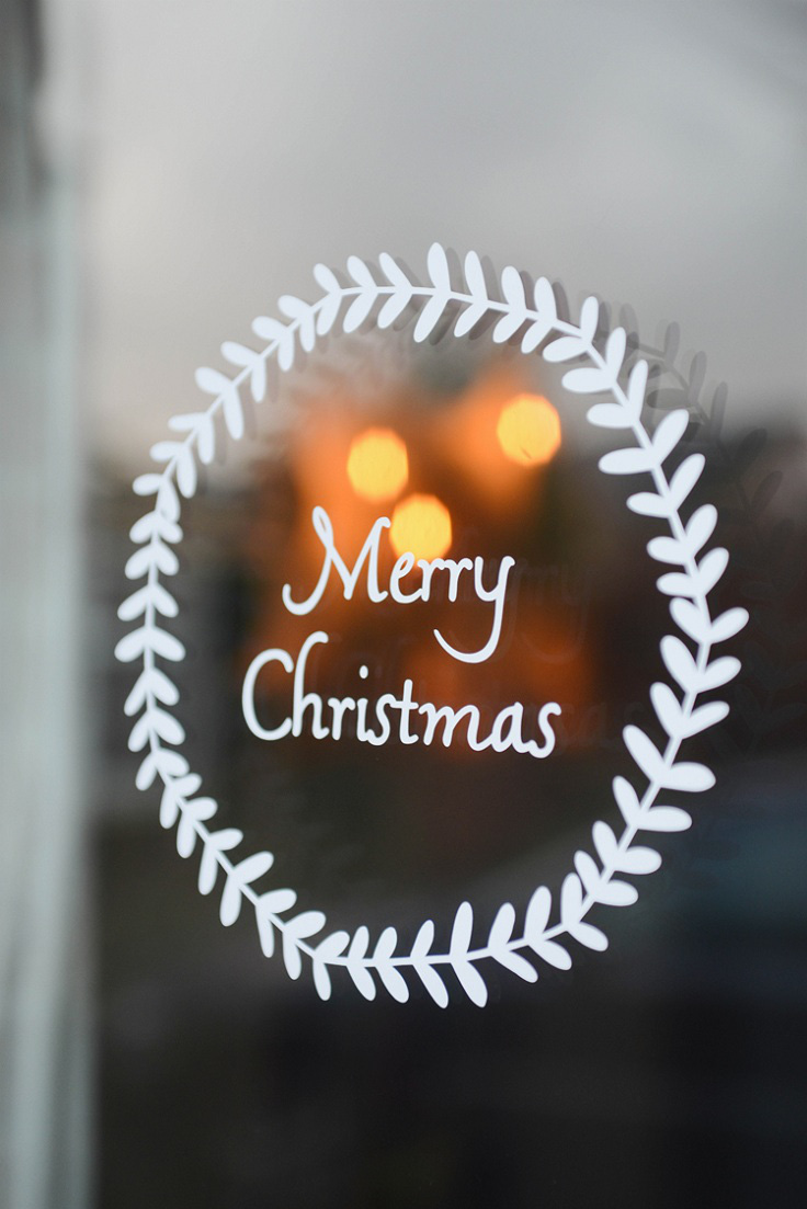 4 cách trang trí cửa sổ ngày Giáng sinh vô cùng dễ thương và bắt mắt