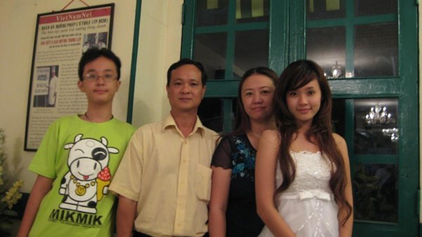Midu bật khóc, lần đầu chia sẻ từng có lúc bị tự kỷ với bản thân vì bị ức chế do cha mẹ hiểu lầm nặng nề về nghề của mình - Ảnh 3. Midu bật khóc, lần đầu chia sẻ từng có lúc bị tự kỷ với bản thân vì bị ức chế do cha mẹ hiểu lầm nặng nề về nghề của mình - Ảnh 3.