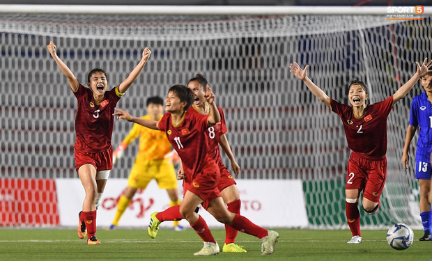 ĐT nữ Việt Nam giành ngôi hậu bóng đá nữ Sea Games bằng máu và nước mắt đầy tự hào - Ảnh 4.