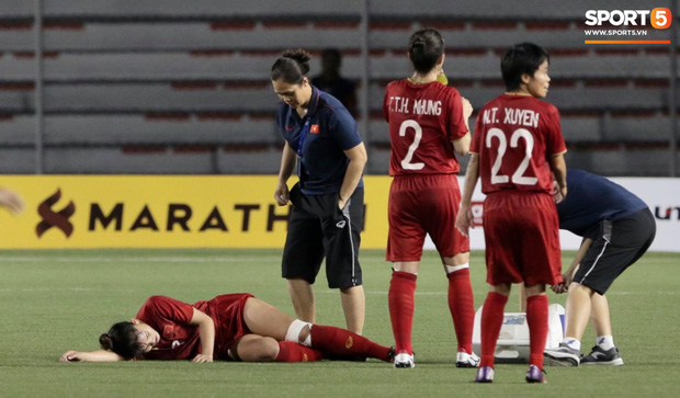 ĐT nữ Việt Nam giành ngôi hậu bóng đá nữ Sea Games bằng máu và nước mắt đầy tự hào - Ảnh 1.