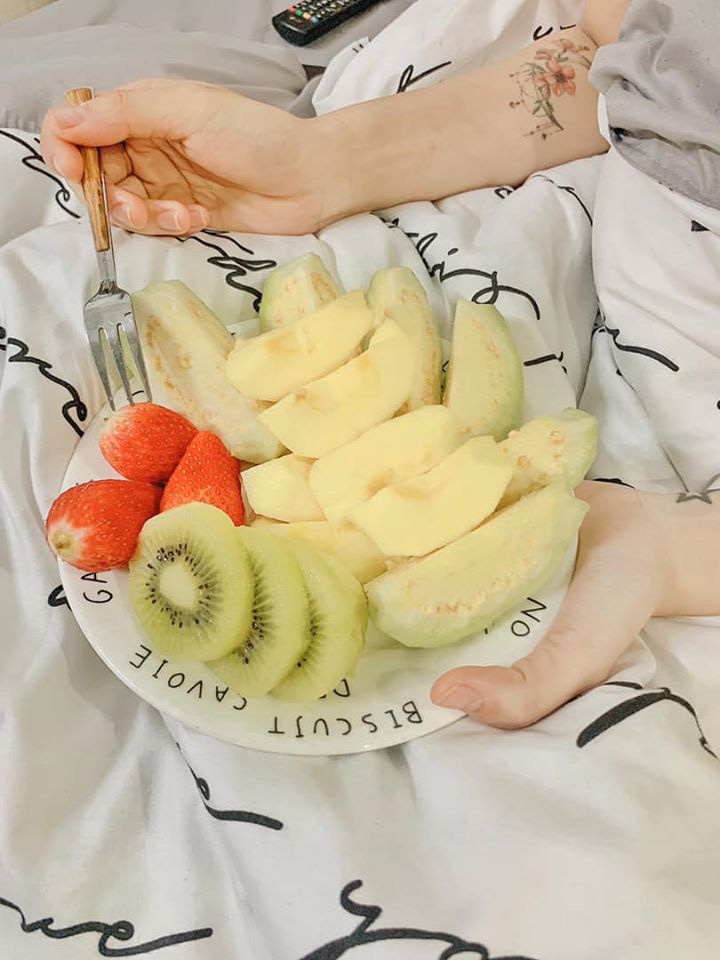 Từng bị chê bai là con mập, cô gái Hà Nội giảm gần 20kg chỉ sau một năm nhờ 7 ăn, 3 tập - Ảnh 9. Từng bị chê bai là con mập, cô gái Hà Nội giảm gần 20kg chỉ sau một năm nhờ 7 ăn, 3 tập - Ảnh 9.