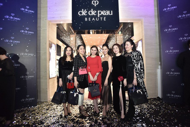 Trải nghiệm cửa h&agrave;ng mỹ phẩm sang trọng đẳng cấp của Cl&eacute; de Peau Beaut&eacute; tại Việt Nam - Ảnh 9.