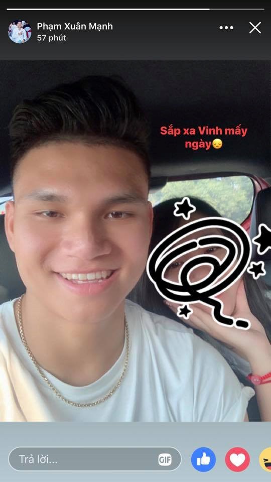 Valentine của các cầu thủ: Người khoe ảnh với bạn gái, người ngậm ngùi đón lễ một mình - Ảnh 6. Valentine của các cầu thủ: Người khoe ảnh với bạn gái, người ngậm ngùi đón lễ một mình - Ảnh 6.