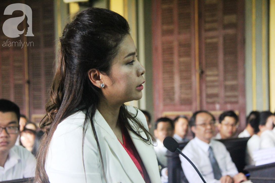 Lê Hoàng Diệp Thảo: Bà Lê Hoàng Diệp Thảo không rút đơn li dị ông Vũ - Ảnh 10. Lê Hoàng Diệp Thảo: Bà Lê Hoàng Diệp Thảo không rút đơn li dị ông Vũ - Ảnh 10.
