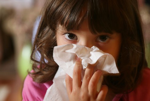 Dấu hiệu nhận biết bệnh cúm và cách phân biệt với cảm lạnh - Ảnh 8.