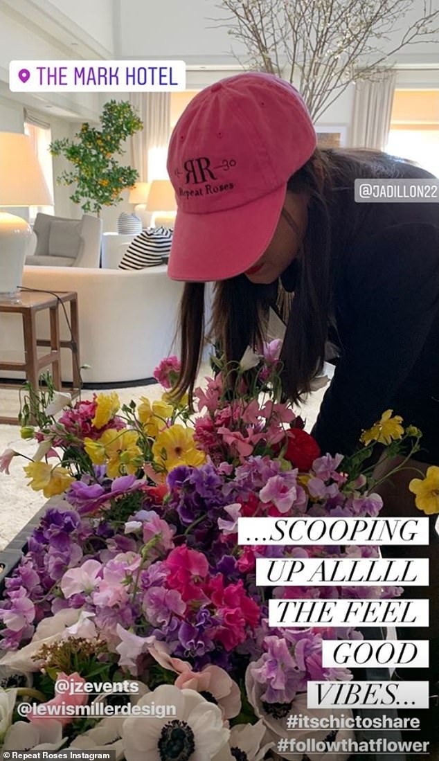 Bà bầu Meghan tiếp tục đổ thêm dầu vào lửa, khiến người dùng mạng sục sôi bởi hành động từ thiện làm màu để đánh bóng tên tuổi - Ảnh 2. Bà bầu Meghan tiếp tục đổ thêm dầu vào lửa, khiến người dùng mạng sục sôi bởi hành động từ thiện làm màu để đánh bóng tên tuổi - Ảnh 2.