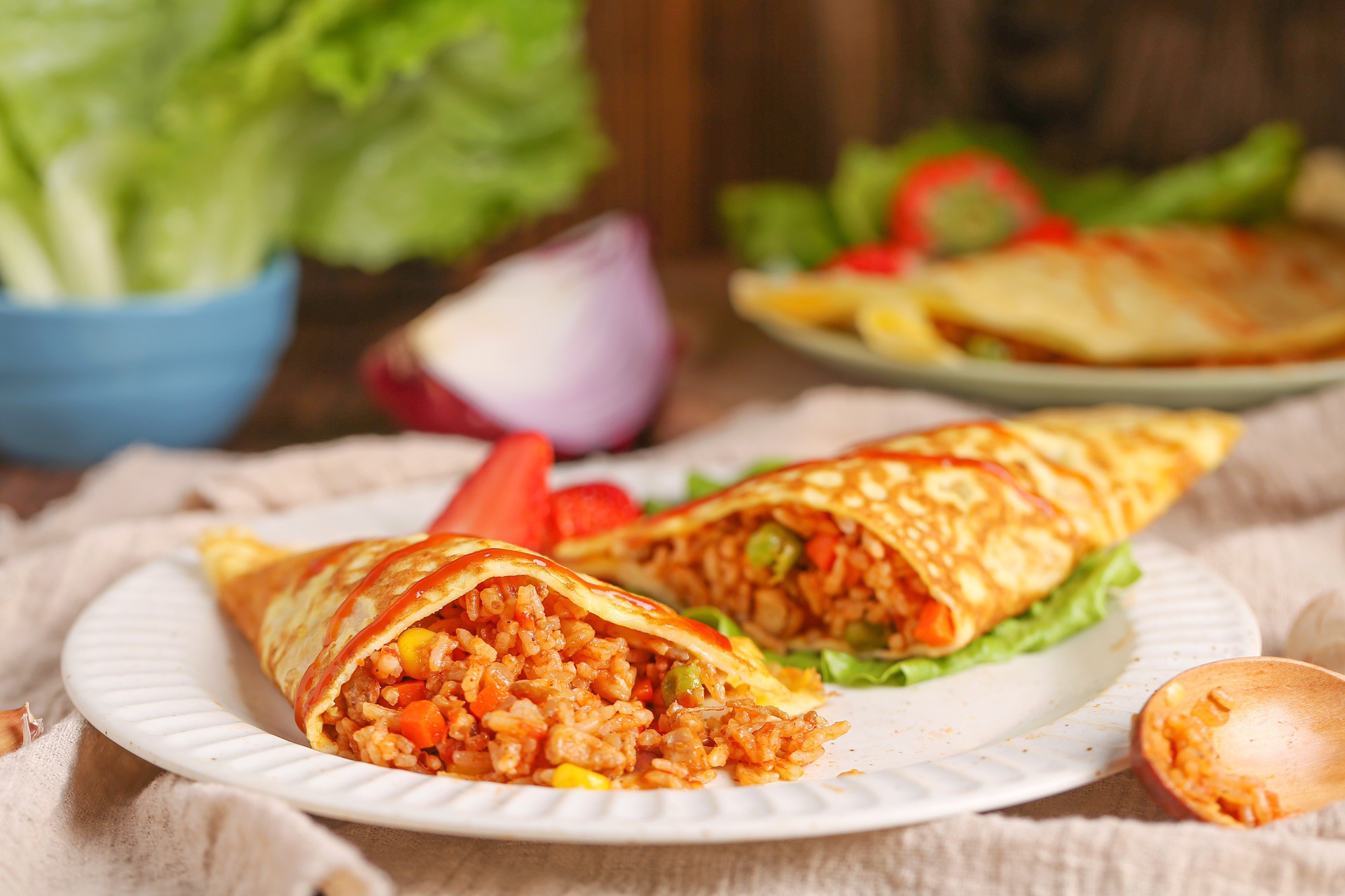 Cơm rang kiểu Nhật: B&iacute; quyết l&agrave;m cơm rang kiểu Nhật ngon, đẹp mắt - Ảnh 6.