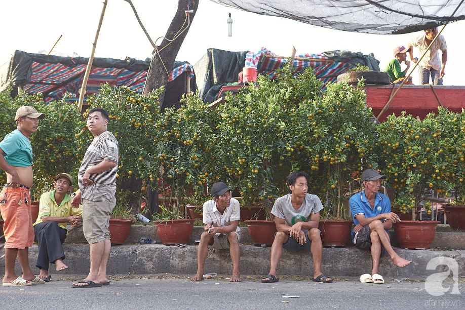 Bến Bình Đông chiều 30 Tết -  một góc hồi ức vàng son được tái hiện của người Sài Gòn Chợ Lớn - Ảnh 10.