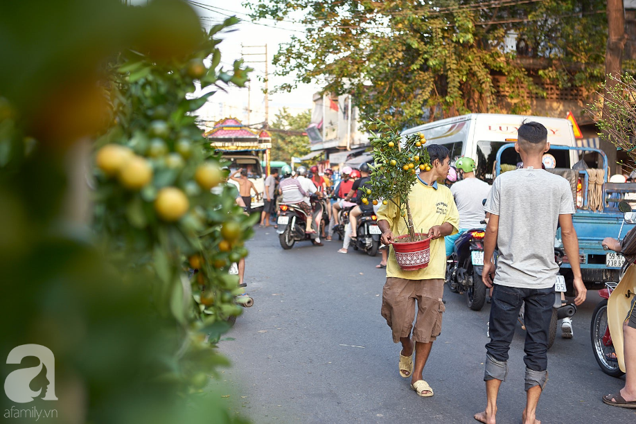Bến Bình Đông chiều 30 Tết -  một góc hồi ức vàng son được tái hiện của người Sài Gòn Chợ Lớn - Ảnh 17.