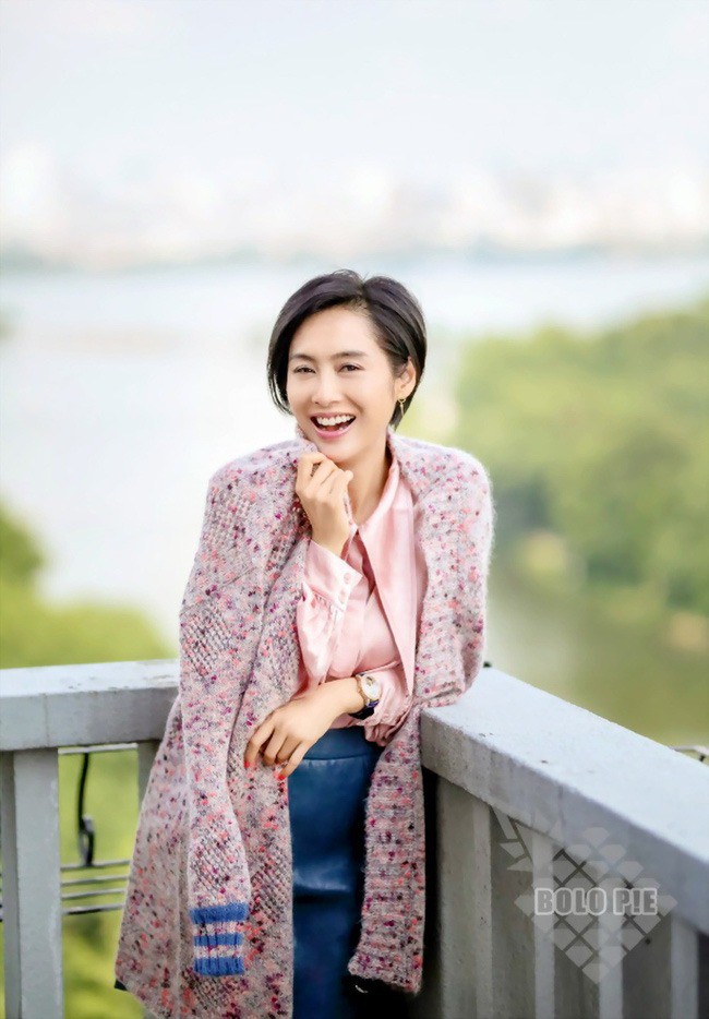 3 ngọc nữ TVB tuổi Hợi: Bước chân vào làng giải trí với con đường đầy hoa và cuộc sống viên mãn ở tuổi U50 - Ảnh 6. 3 ngọc nữ TVB tuổi Hợi: Bước chân vào làng giải trí với con đường đầy hoa và cuộc sống viên mãn ở tuổi U50 - Ảnh 6.