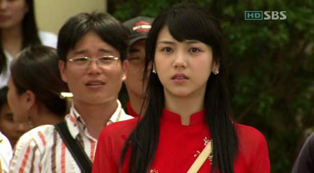 Cảnh phim ngoại tình 18+ gây sốc của mỹ nhân bị đồn là tiểu tam khiến Song Hye Kyo - Song Joong Ki ly hôn - Ảnh 5. Cảnh phim ngoại tình 18+ gây sốc của mỹ nhân bị đồn là tiểu tam khiến Song Hye Kyo - Song Joong Ki ly hôn - Ảnh 5.