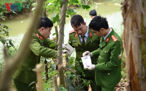 Vụ cài mìn ở Phú Thọ: Đối tượng bắt nhốt, đánh đập người yêu nhiều lần - Ảnh 1.