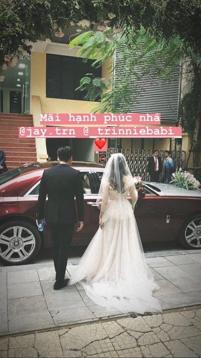 Rich Kid Trinh Hoàng lộng lẫy trong lễ ăn hỏi cùng chồng doanh nhân tại Hà Nội - Ảnh 5. Rich Kid Trinh Hoàng lộng lẫy trong lễ ăn hỏi cùng chồng doanh nhân tại Hà Nội - Ảnh 5.