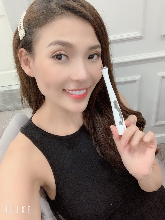 Nghe hai bà mẹ “cú đêm” Heo Mi Nhon, Thuý Diễm tiết lộ bí quyết chăm sóc da mắt, đẩy lùi quầng thâm - Ảnh 6. Nghe hai bà mẹ “cú đêm” Heo Mi Nhon, Thuý Diễm tiết lộ bí quyết chăm sóc da mắt, đẩy lùi quầng thâm - Ảnh 6.