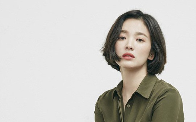 Bất chấp hàng loạt tin đồn ly hôn, Song Hye Kyo vẫn giữ vị trí cao trong top 10 Người nổi tiếng nhất Hàn Quốc  - Ảnh 1.