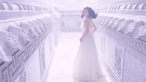 Giữa tâm bão, clip mới của Song Hye Kyo gây sốt: Đẹp thế này bảo sao Song Joong Ki suốt ngày tấm tắc khen - Ảnh 3.