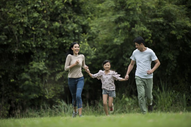 Bảo hiểm nh&acirc;n thọ v&agrave; hạnh ph&uacute;c: mối li&ecirc;n hệ tất yếu - Ảnh 1.