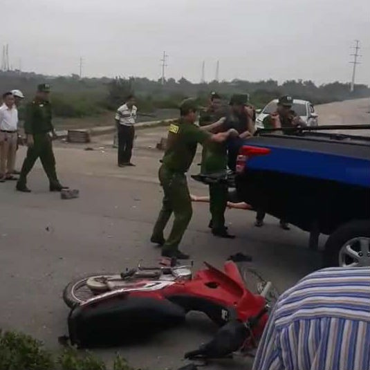 Ninh Bình: Kinh hoàng nam thanh niên đâm liên tiếp cô gái rồi tự sát - Ảnh 3.