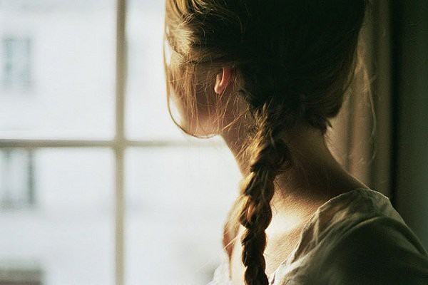 Ngày nào đi làm về tôi cũng bắt gặp ở phòng khách cảnh chị dâu nhảy nhót trong ánh đèn mờ và âm nhạc chát chúa - Ảnh 2. Ngày nào đi làm về tôi cũng bắt gặp ở phòng khách cảnh chị dâu nhảy nhót trong ánh đèn mờ và âm nhạc chát chúa - Ảnh 2.
