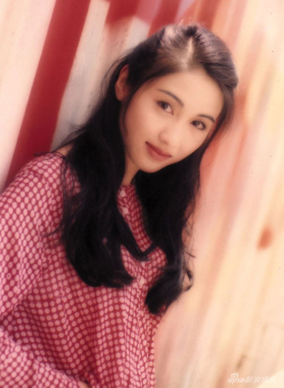 Lê Tư hồi trẻ đẹp thế nào mà Trương Bá Chi phải nói: Ở Hong Kong tôi chỉ thừa nhận cô ấy đẹp hơn tôi - Ảnh 9.