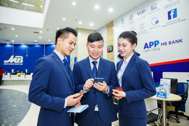 APP MBbank: Rút tiền ATM không cần thẻ - an toàn tuyệt đối - Ảnh 1.