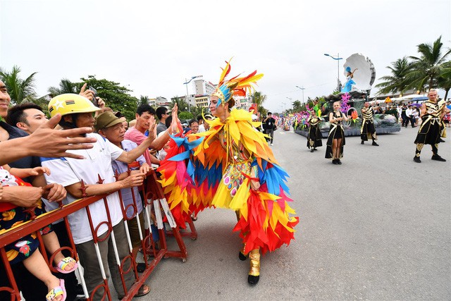 Tưng bừng Carnival Đường phố Sầm Sơn 2019 - Ảnh 5.