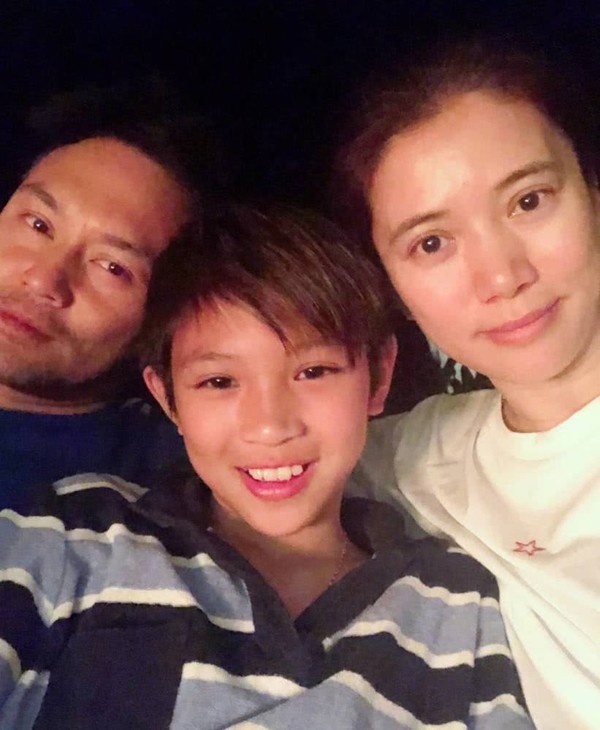 Nhóc tì hot nhất showbiz châu Á: Đẹp vượt trội dù bố mẹ bị tố dao kéo, có bé mới 2 ngày tuổi đã gây sốt với diện mạo thiên thần - Ảnh 12. Nhóc tì hot nhất showbiz châu Á: Đẹp vượt trội dù bố mẹ bị tố dao kéo, có bé mới 2 ngày tuổi đã gây sốt với diện mạo thiên thần - Ảnh 12.