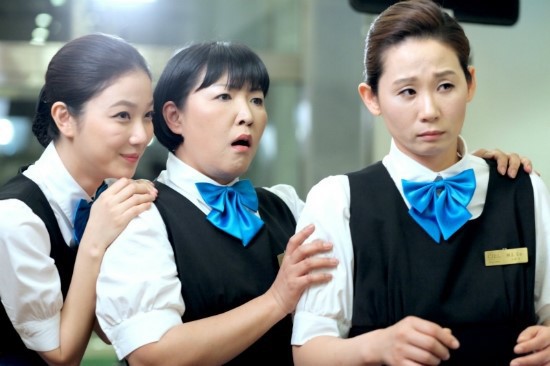 Hôm nay là ngày Tử thần đối với Kbiz: Nhóm tân binh gặp tai nạn làm 1 người chết, bạn diễn Song Joong Ki bỗng qua đời - Ảnh 6. Hôm nay là ngày Tử thần đối với Kbiz: Nhóm tân binh gặp tai nạn làm 1 người chết, bạn diễn Song Joong Ki bỗng qua đời - Ảnh 6.