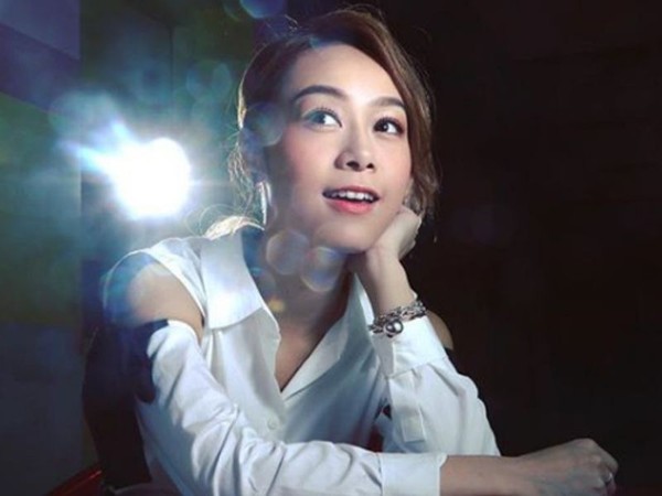 Đây là cách Huỳnh Tâm Dĩnh ve vãn Hứa Chí An, ngoài trai có vợ còn rất hứng thú với dân thượng lưu, quen Mã Minh chỉ vì sự nghiệp - Ảnh 2. Đây là cách Huỳnh Tâm Dĩnh ve vãn Hứa Chí An, ngoài trai có vợ còn rất hứng thú với dân thượng lưu, quen Mã Minh chỉ vì sự nghiệp - Ảnh 2.