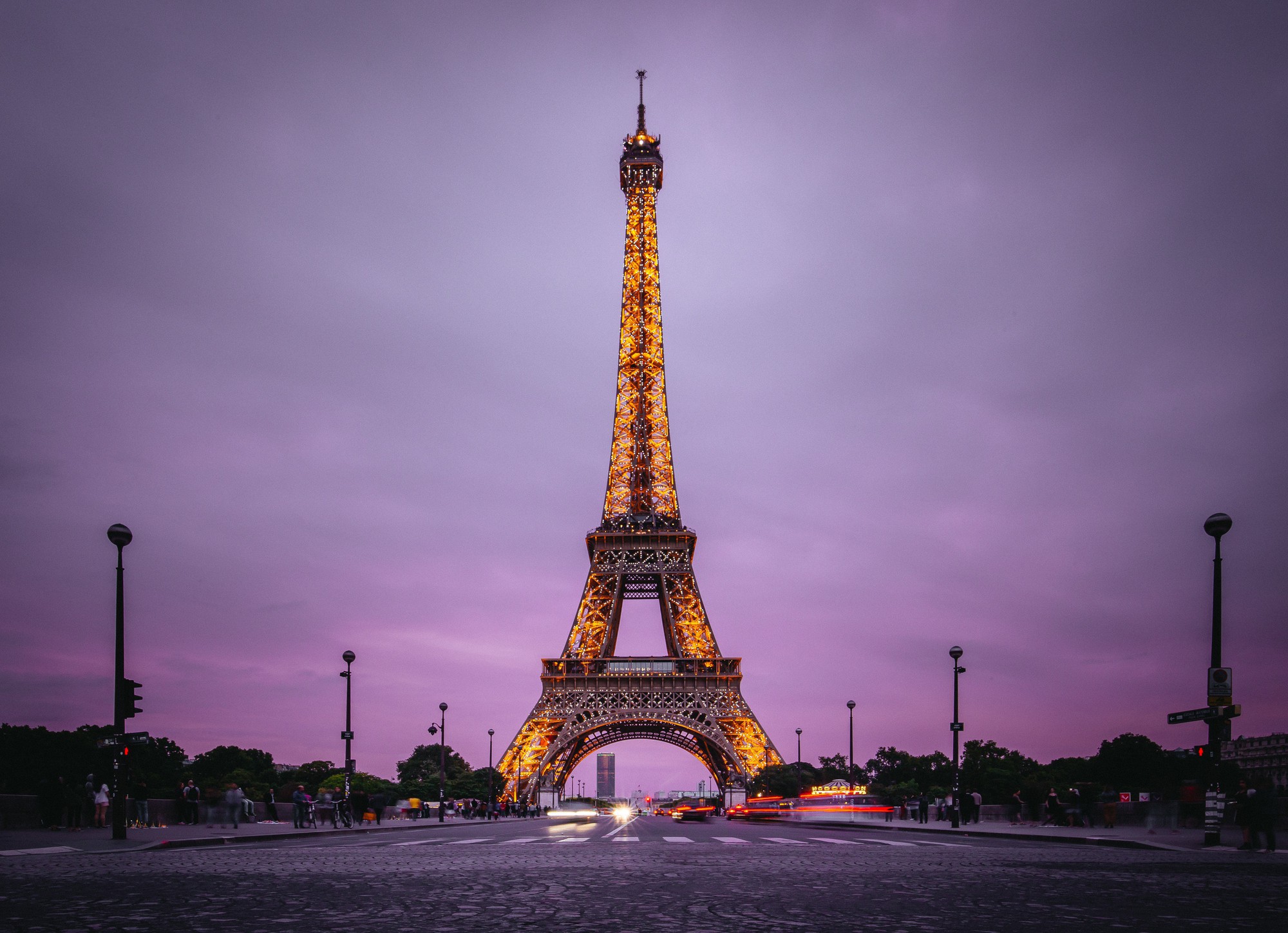Tháp Eiffel ở Paris | Những ngày hưu trí