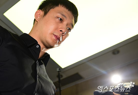 Park Yoochun: Hoàng tử gác mái năm nào sa ngã vì bê bối tình dục, trở thành con nghiện ma túy chiêu trò của Kbiz - Ảnh 17.