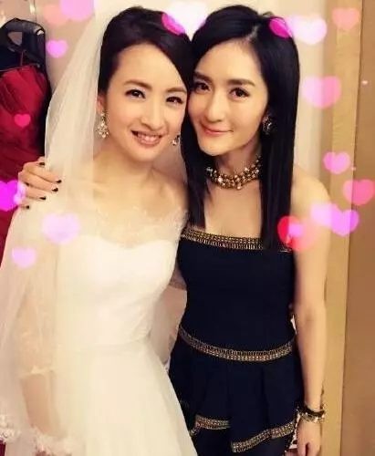 Những chiếc váy cưới của sao Hoa Ngữ: Xa hoa nhất là của Angelababy trong khi Lâm Y Thần lại khiêm tốn, không khoa trương - Ảnh 7.