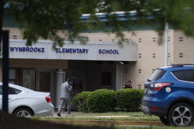 Mỹ: Nổ súng tại trường tiểu học, nhiều học sinh bị thương - Ảnh 1.