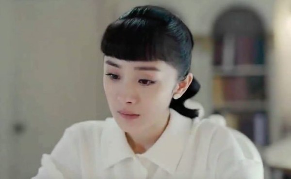 Tạo hình của Dương Mịch trong Cự tượng được khen thời thượng hơn Hoắc Kiến Hoa, là phiên bản Audrey Hepburn thời Dân quốc - Ảnh 7.