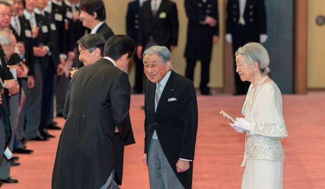 Nhật hoàng Akihito đã chính thức thoái vị, đây là điều xuất phát từ trái tim ông muốn gửi gắm đến toàn thể người dân Nhật Bản - Ảnh 2.