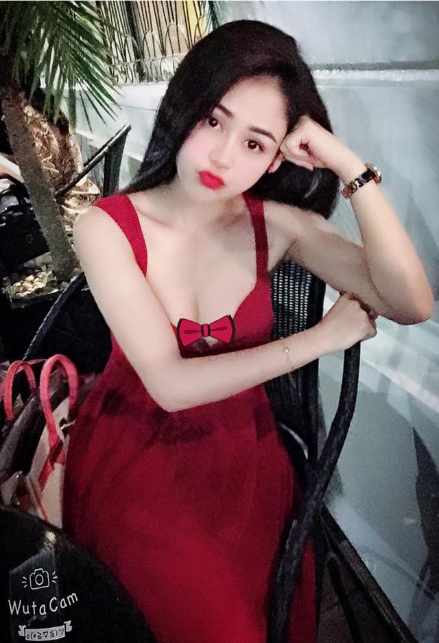 Nhan sắc đời thực đầy khác biệt của 4 cô công nhân trong Những cô gái trong thành phố - Ảnh 8. Nhan sắc đời thực đầy khác biệt của 4 cô công nhân trong Những cô gái trong thành phố - Ảnh 8.