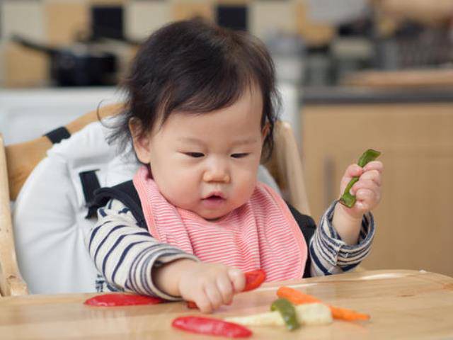 Nu&ocirc;i con bỗng nhi&ecirc;n thấy con gầy đi r&otilde; rệt, rất c&oacute; thể trẻ đ&atilde; bị mắc một số vấn đề sau - Ảnh 1.