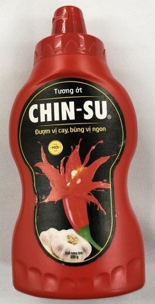 Hơn 18.000 chai tương ớt Chinsu bị thu hồi ở Nhật Bản vì chứa hóa chất cấm - Ảnh 1.