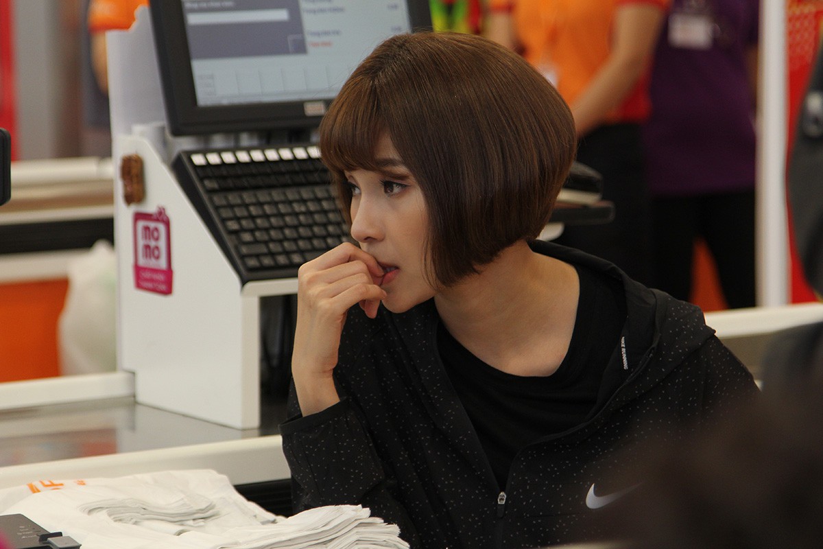 Th&uacute;y Diễm bị ch&ecirc; khi đ&oacute;ng Gia đ&igrave;nh số 1 phần 2, Lương Thế Th&agrave;nh l&ecirc;n tiếng b&ecirc;nh vực thế n&agrave;y  - Ảnh 1.