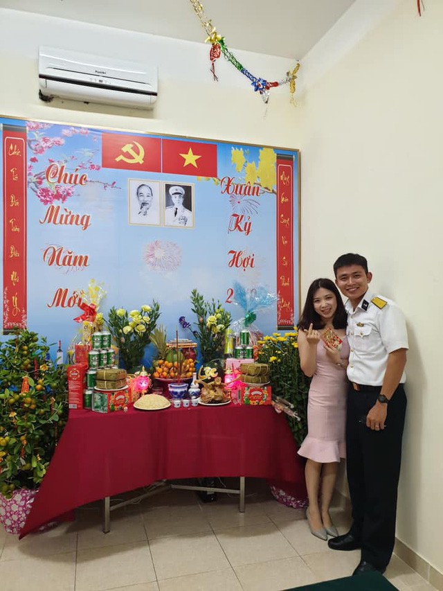 “Cô gái bão” và chuyện tình đẹp như cổ tích với chàng lính tàu ngầm - Ảnh 3. “Cô gái bão” và chuyện tình đẹp như cổ tích với chàng lính tàu ngầm - Ảnh 3.
