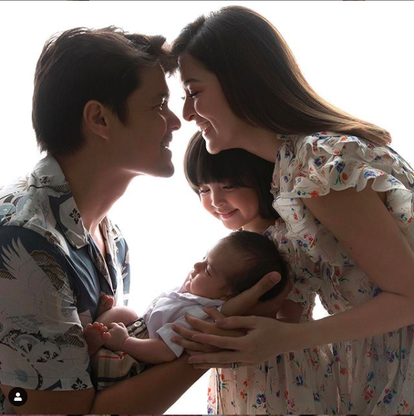 Marian Rivera và gia đình là một trong những hình ảnh được yêu thích nhất trên mạng xã hội. Cô nàng người Philippines và gia đình đã có những khoảnh khắc tuyệt vời cùng nhau và sẽ khiến bạn muốn tìm hiểu thêm.